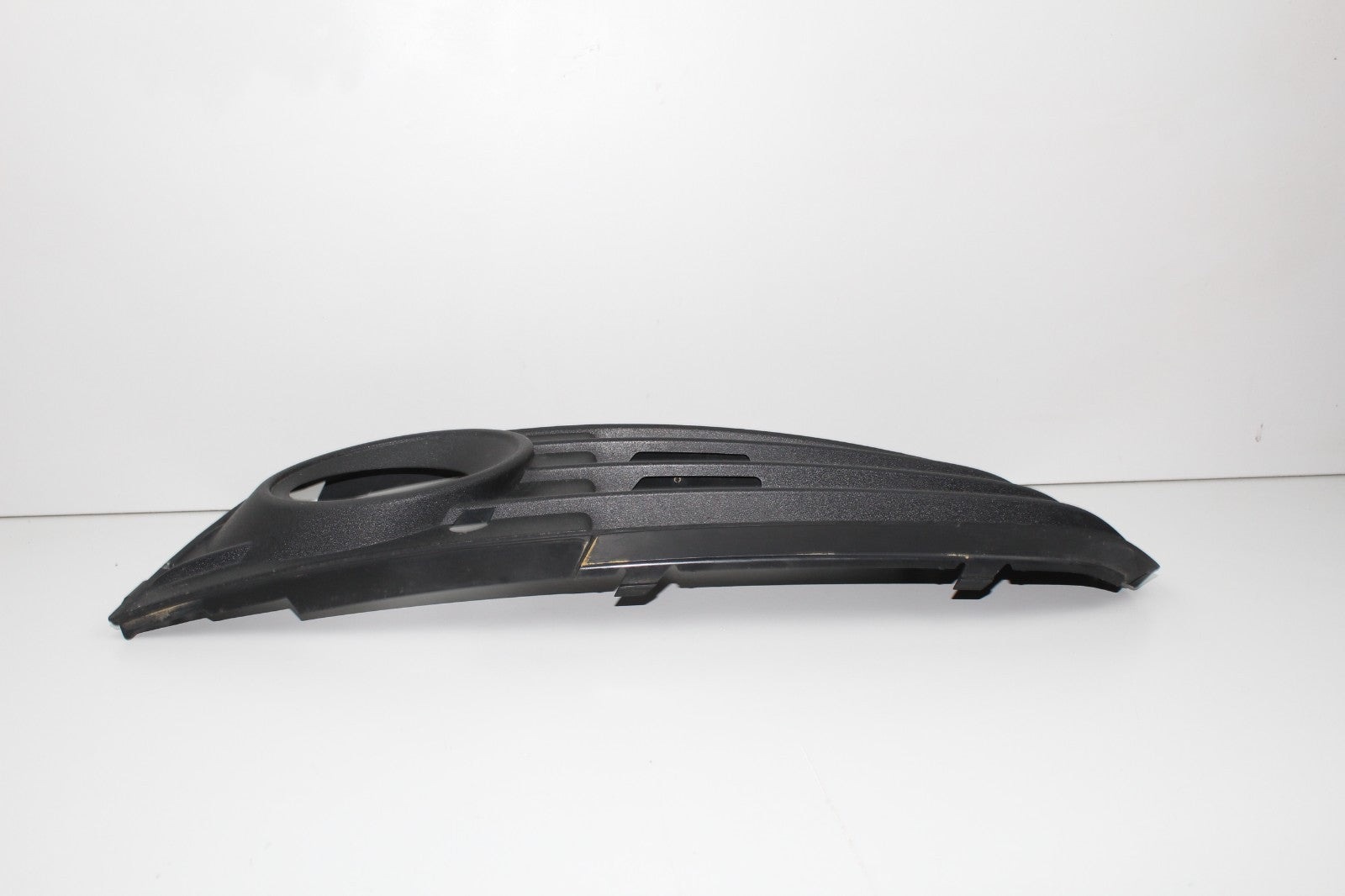 2009-12 AUDI A4 FRONT RIGHT FOG LIGHT GRILLE OEM 8K0807682A