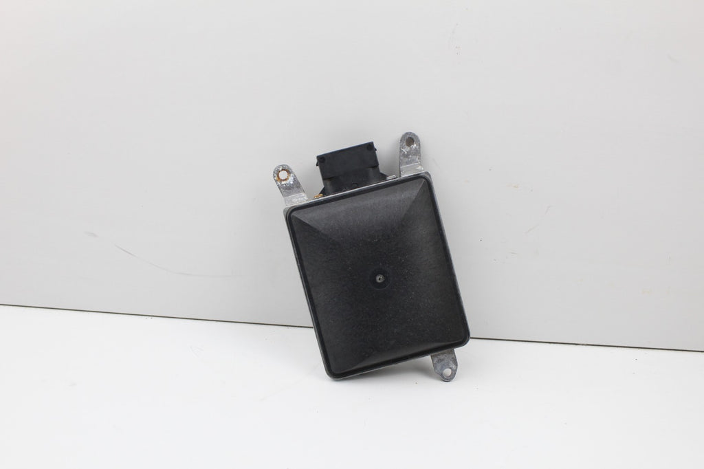2009-2017 Audi A4 A5/VW Blind Spot Radar Sensor Rear Left 8T0907568A OEM