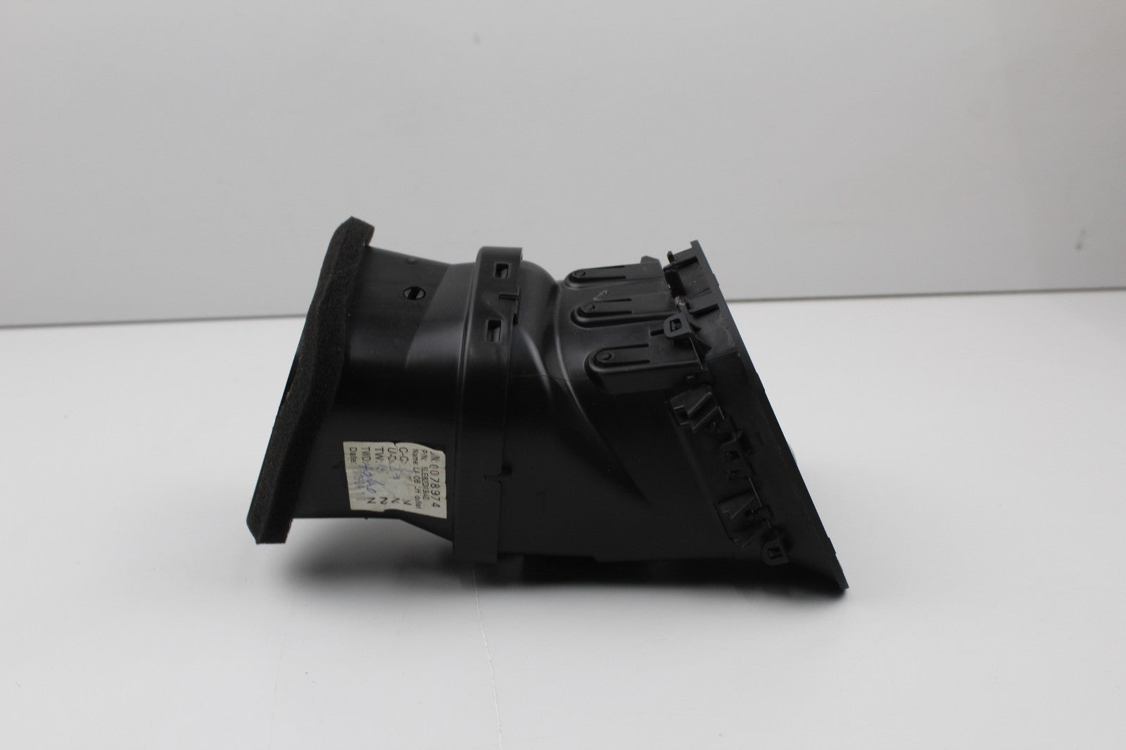 2016-23 DODGE CHALLENGER OUTER LEFT AC AIR VENT OEM 5LE16TRMAA