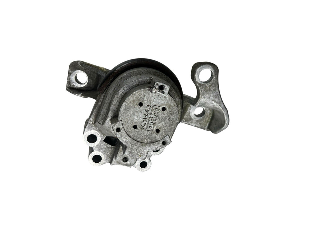 2015  Ford Taurus Right ( Pass)Side Engine Motor Mount Support DG136F012BA OEM