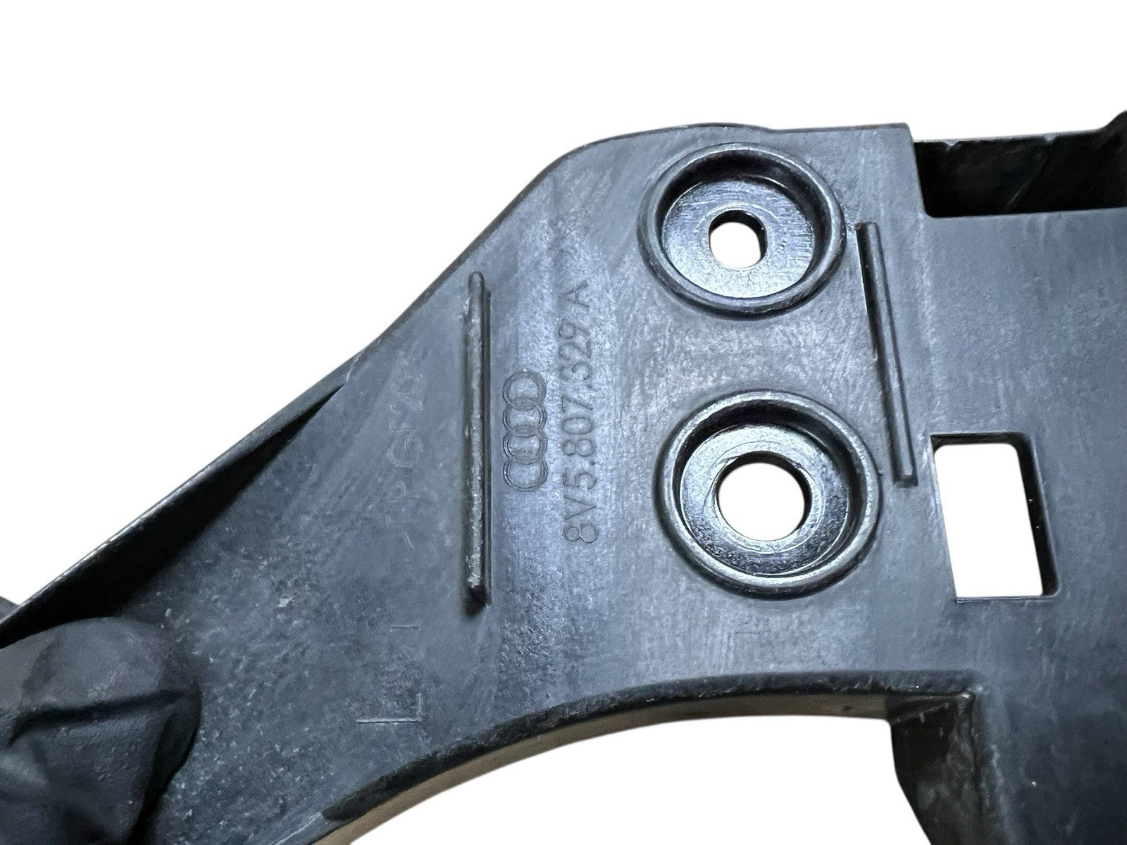 2017-2024 AUDI A3 8V SEDAN REAR LEFT SIDE BUMPER REINFORCEMENT MOUNT BRACKET OEM