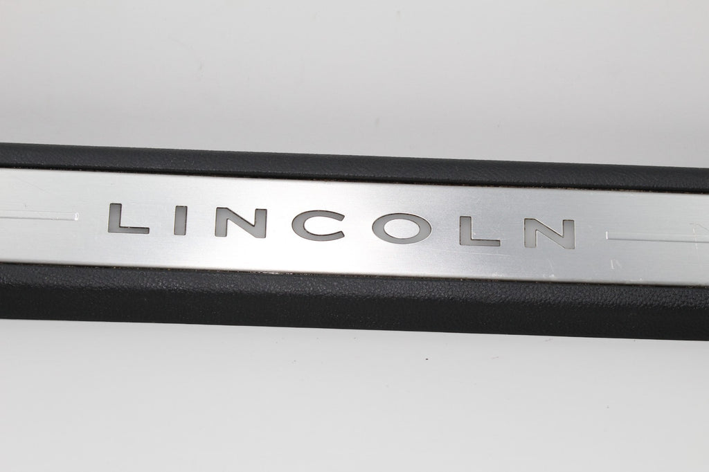 2013-2020 Lincoln MKZ Front RIGHT Door Sill SCUFF Plate Trim OEM DP53F13201L