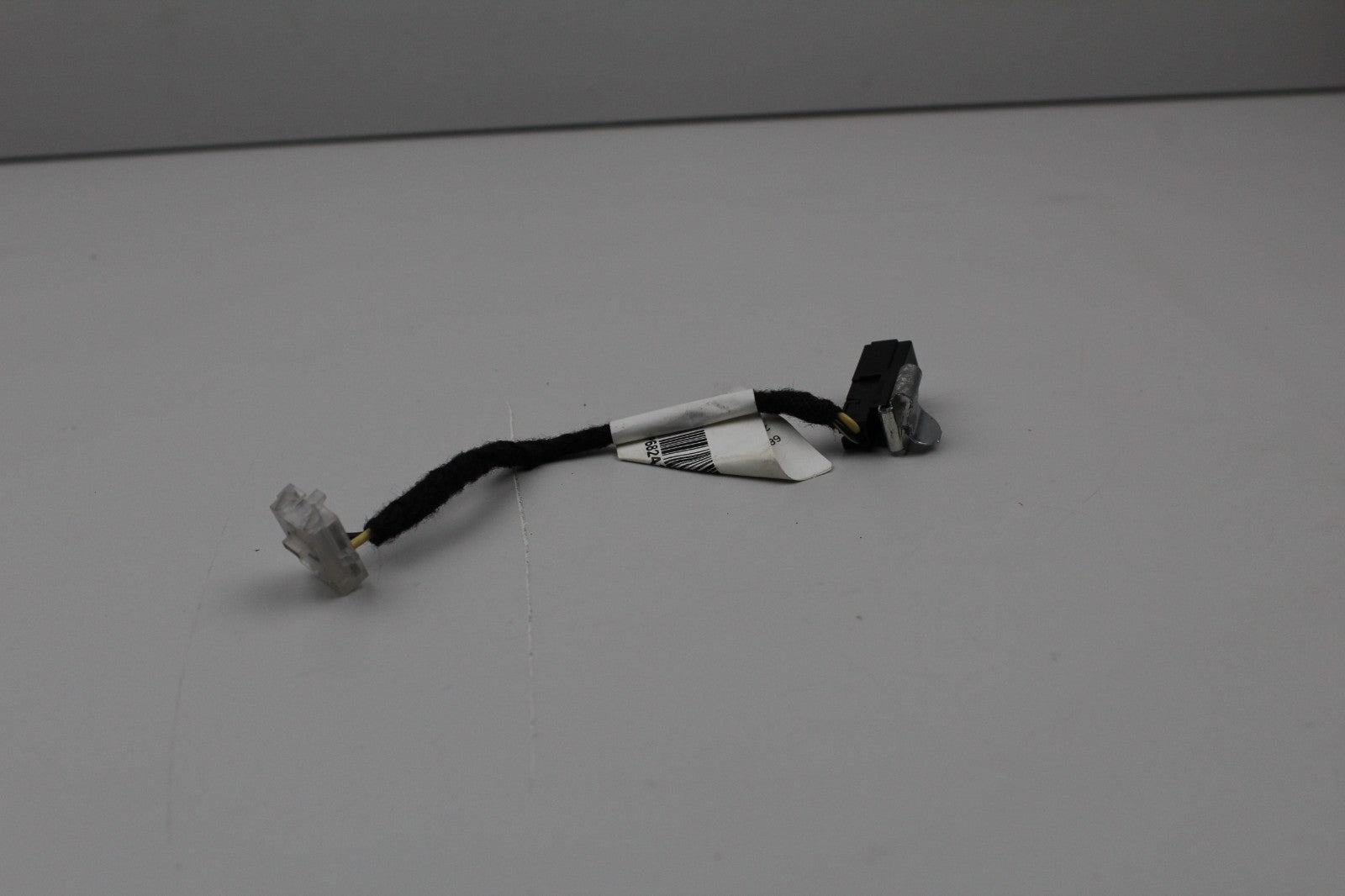 2015-23 DODGE CHALLENGER FRONT COURTESY LIGHT OEM 68241490AA