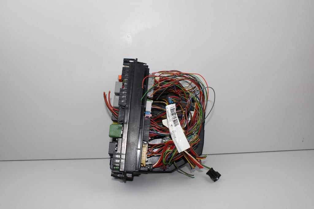 2010-16 MERCEDES E350 FRONT SAM FUSE BOX RELAY OEM A2129006012
