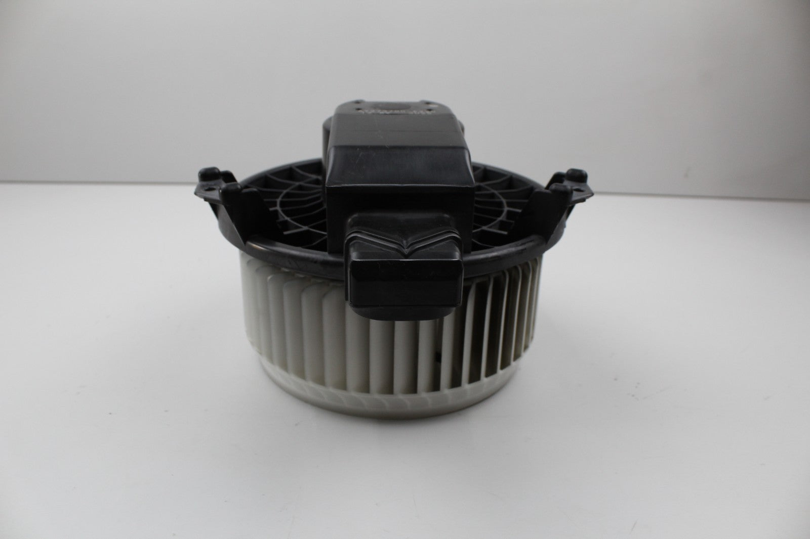 2017-20 LINCOLN MKZ AC AIR CONDITIONER HEATER BLOWER FAN MOTOR OEM AY2727006220