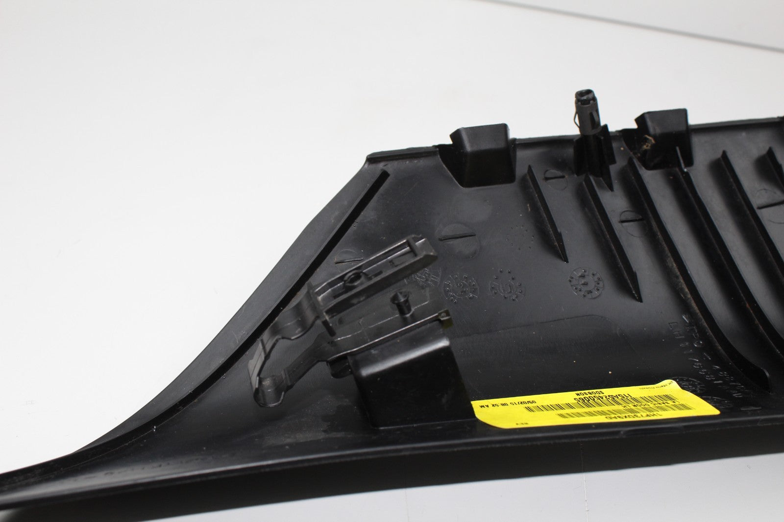 2015-23 DODGE CHALLENGER REAR LEFT C PILLAR TRIM COVER OEM 1HP73DX9AD