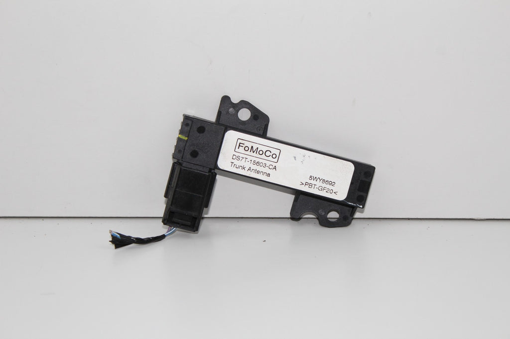 2017 LINCOLN MKZ KEY KEYLESS ANTENNA RECIVER MODULE OEM DS7T15603CA