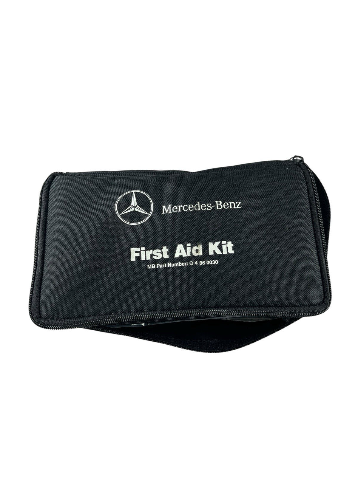 OEM Mercedes Benz First Aid Kit Quick Guide OEM  Q 4 86 0030