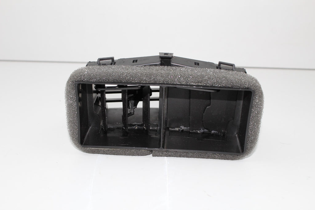 2017-20 LINCOLN MKZ REAR CENTER CONSOLE AC AIR VENT GRILLE OEM DP5319C570A