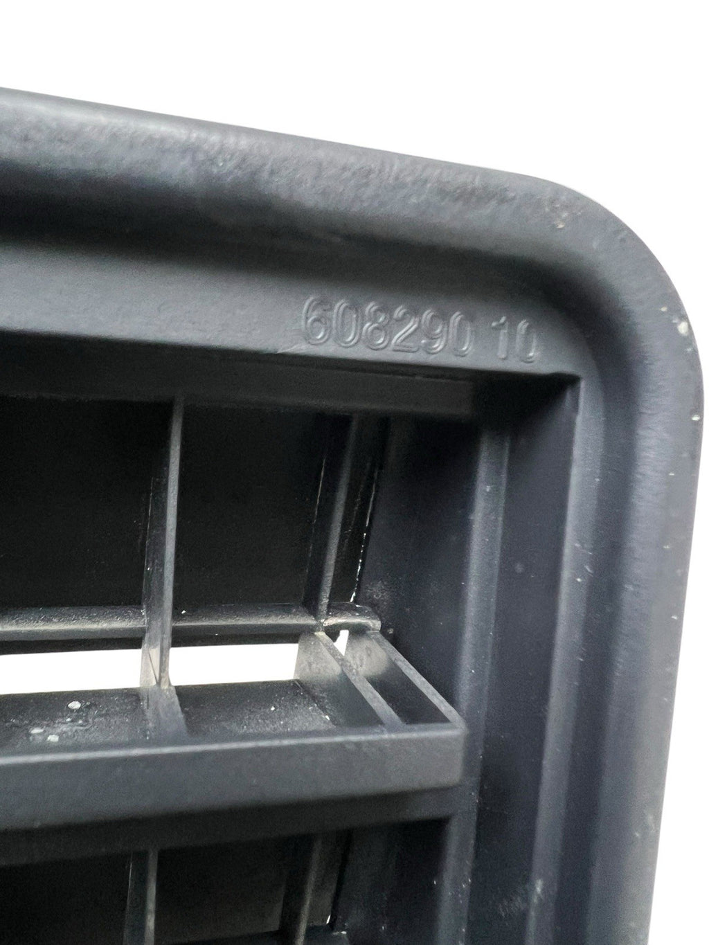 ✅2011-2016 BMW 528i REAR LEFT OR RIGHT VENTILATION AIR VENT DEFLECTOR OEM
