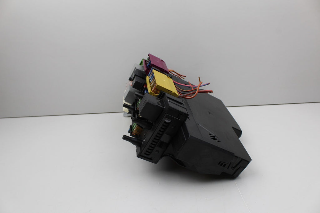 2010-13 MERCEDES E350 REAR FUSE SAM RELAY FUSE BOX OEM 5DK00962059
