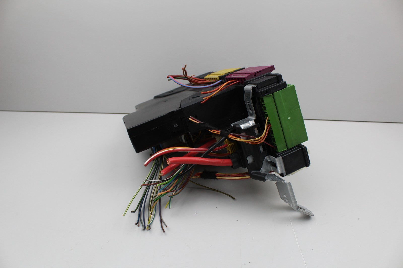 2010-13 MERCEDES E350 REAR FUSE SAM RELAY FUSE BOX OEM 5DK00962059