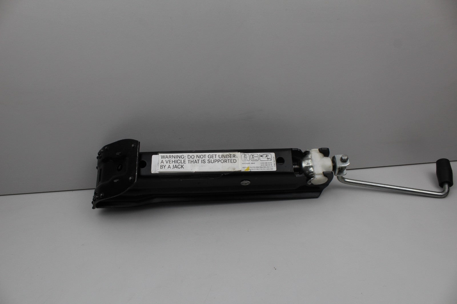 2010-16 MERCEDES E350 SPARE TIRE WHEEL JACK TOOL OEM A2125800218