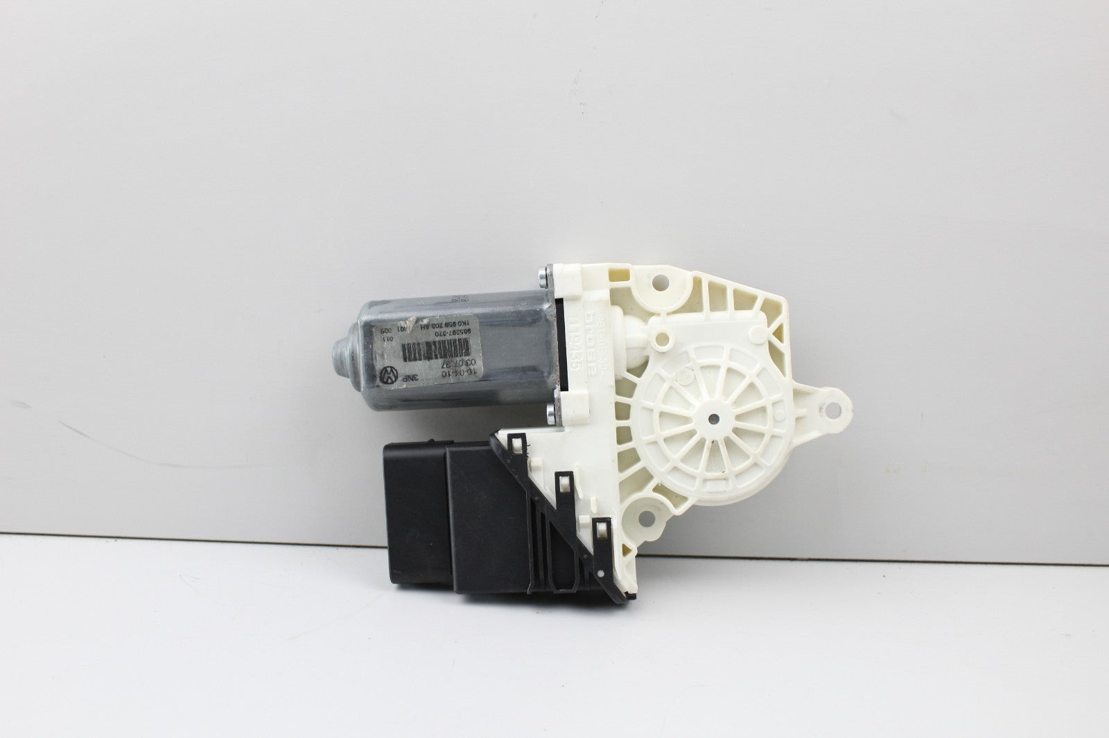 2009-14 VW Volkswagen OEM Power Window Motor 1K0959703AH Genuine