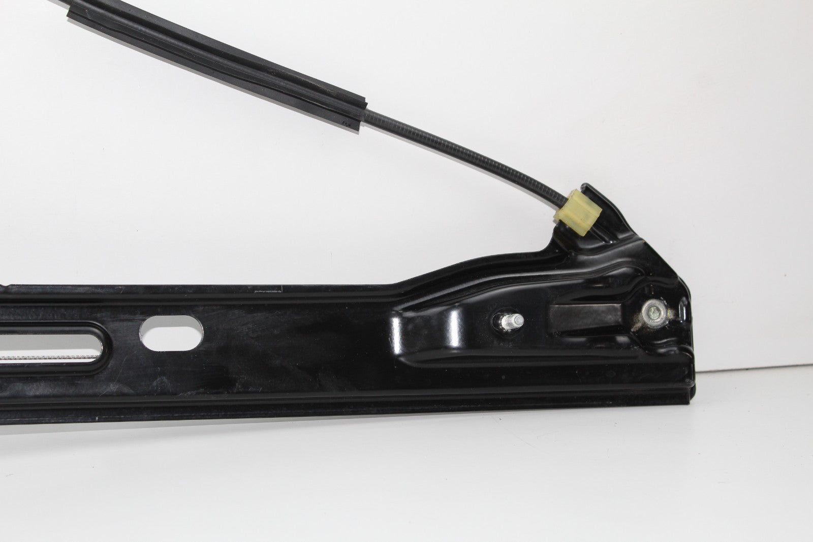 2013-20 FORD TAURUS REAR LEFT WINDOW REGULATOR WITH MOTOR OEM 003719103