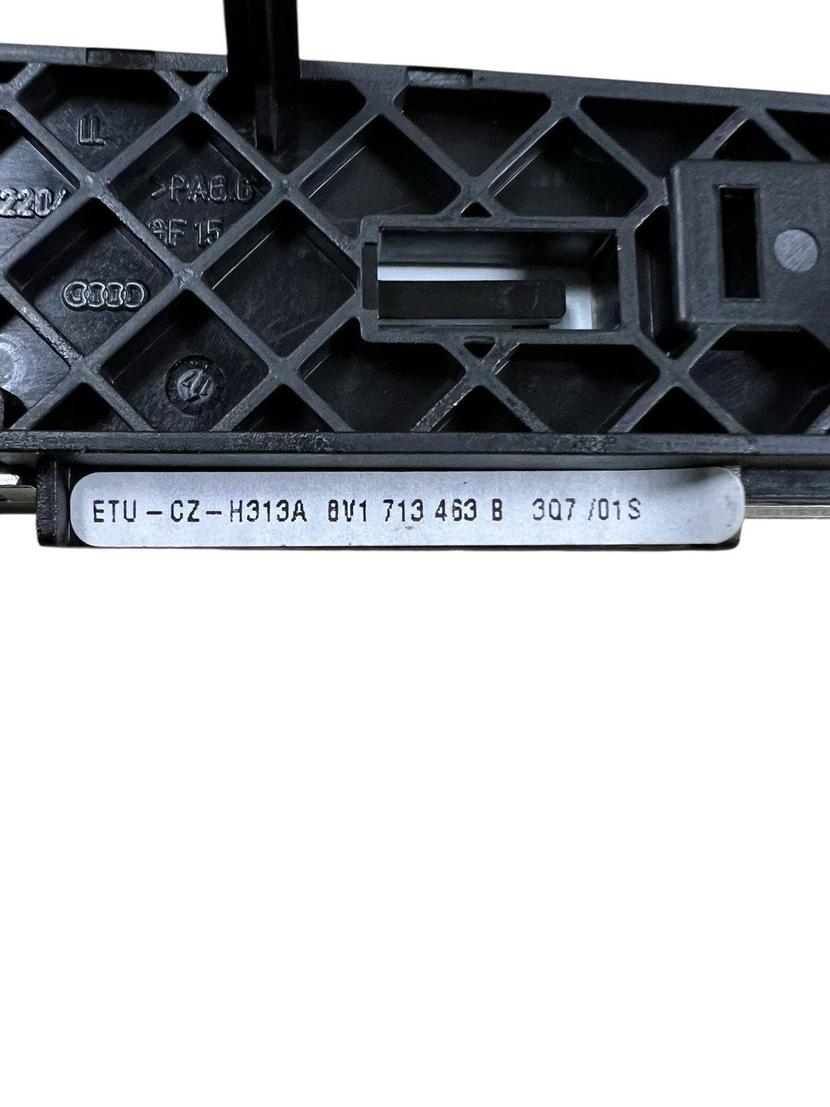 2017-2020 AUDI A3 CABRIOLET 8V - Shift Selector Display UNIT 8V1713463B OEM