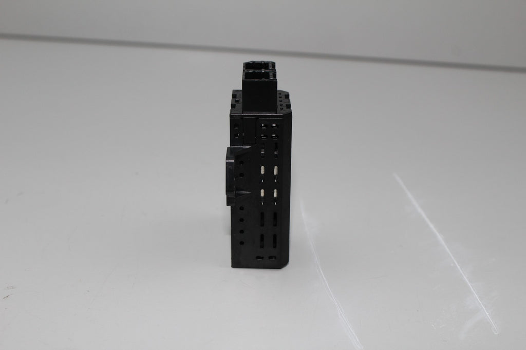 2017-20 LINCOLN MKZ CONTINENTAL CENTER CONSOLE USB CHARGER ADAPTER PORT UNIT OEM