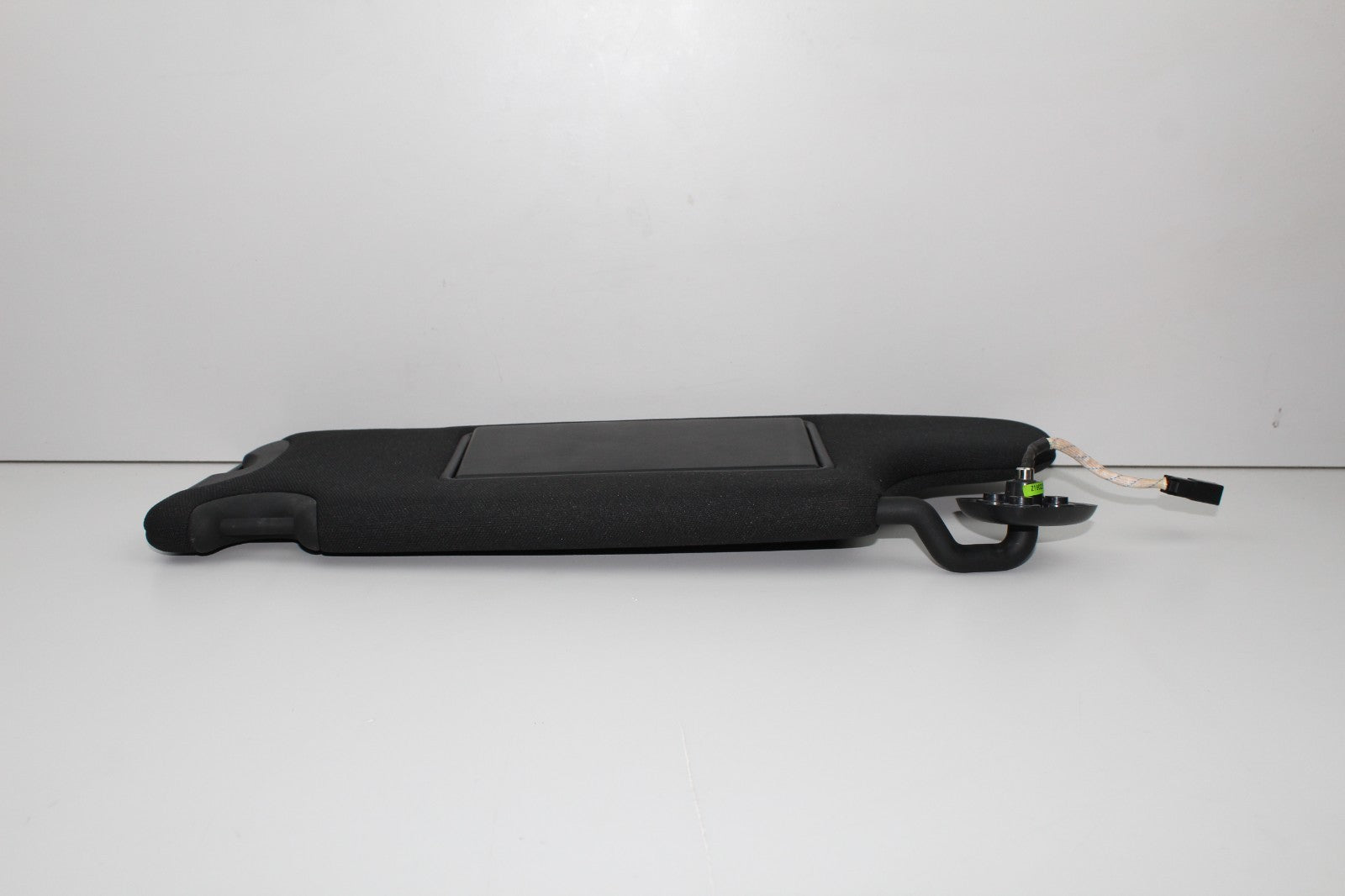 2017-23 DODGE CHALLENGER FRONT LEFT SUN VISOR OEM 55361230AB