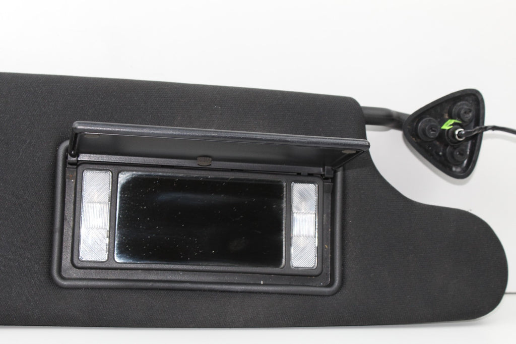 2017-23 DODGE CHALLENGER RIGHT SIDE SUN VISOR OEM 55361230AB