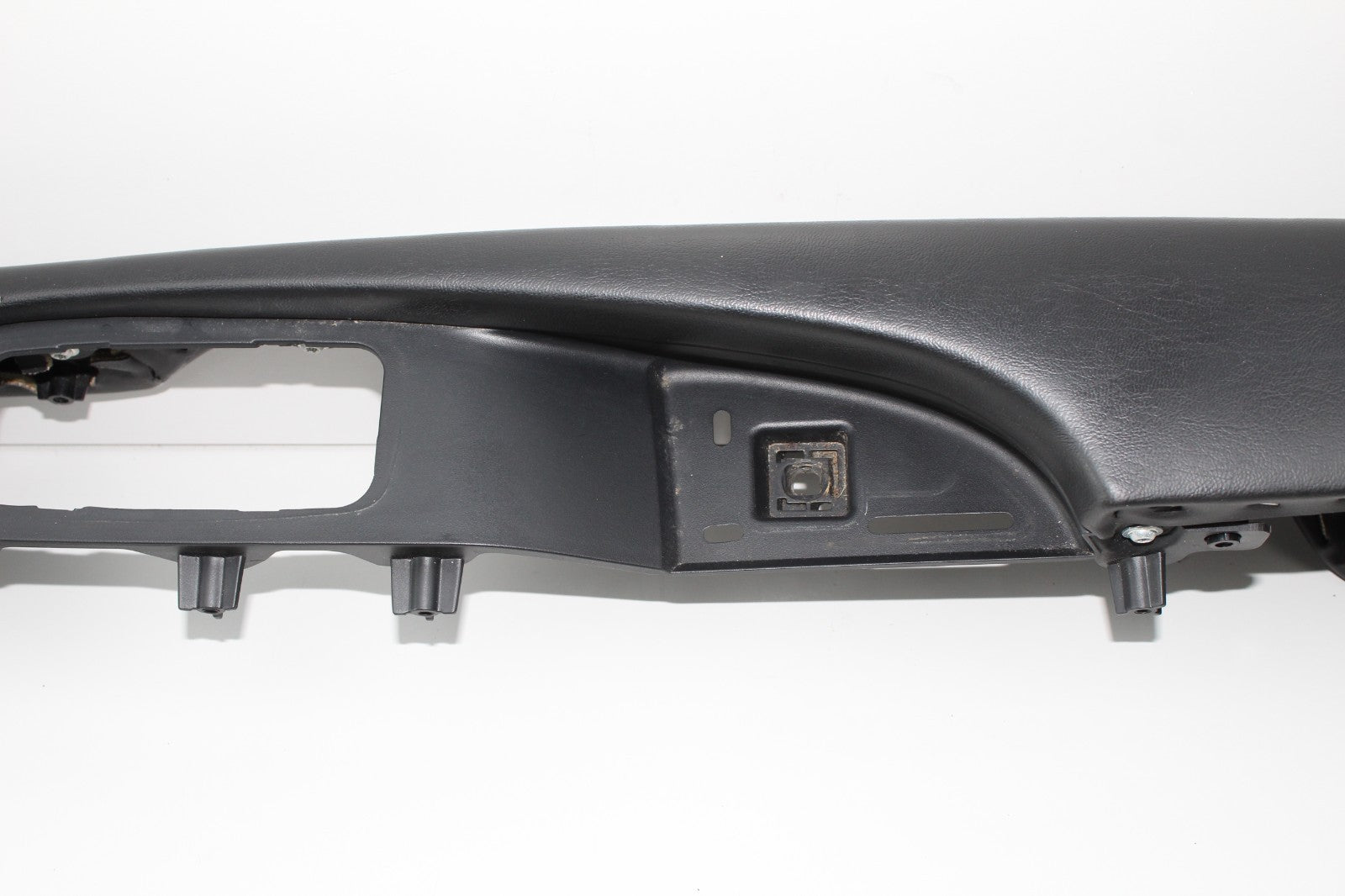 2015 DODGE CHALLENGER DRIVER SIDE DOOR ARMREST HANDLE OEM