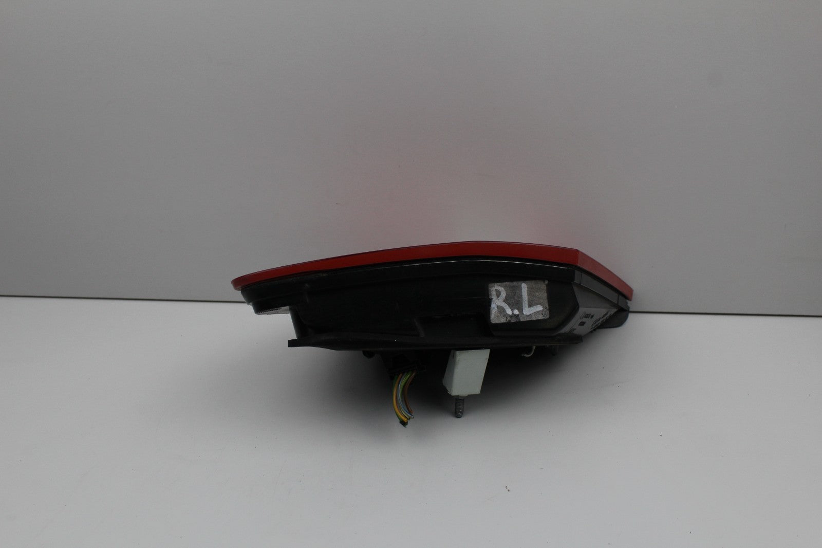 2010-2013 MERCEDES W212 E350 REAR LEFT DRIVER SIDE INNER TAIL LIGHT LAMP OEM