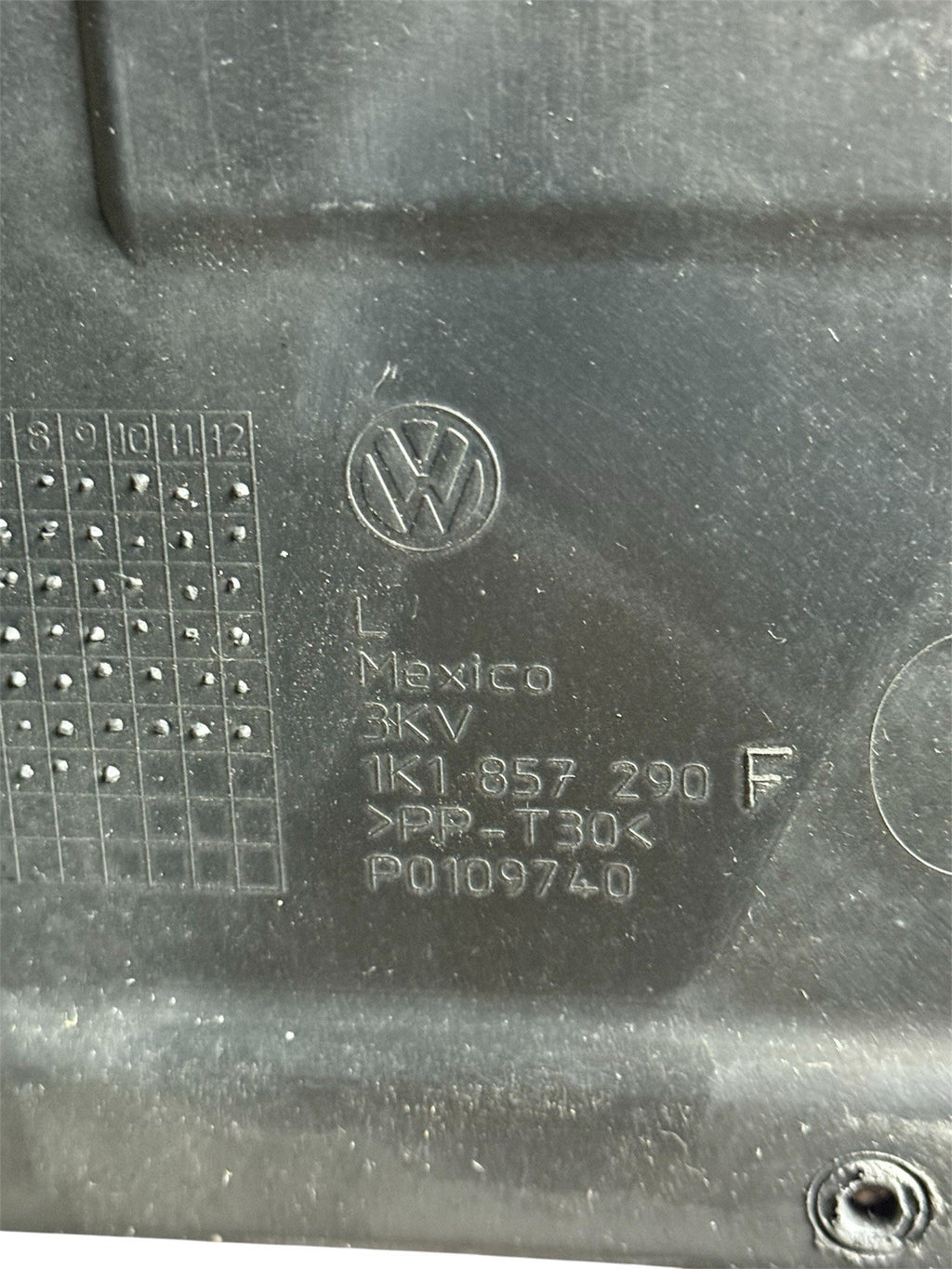 10-14 Volkswagen Jetta Glove Box OEM 1K1 857 290