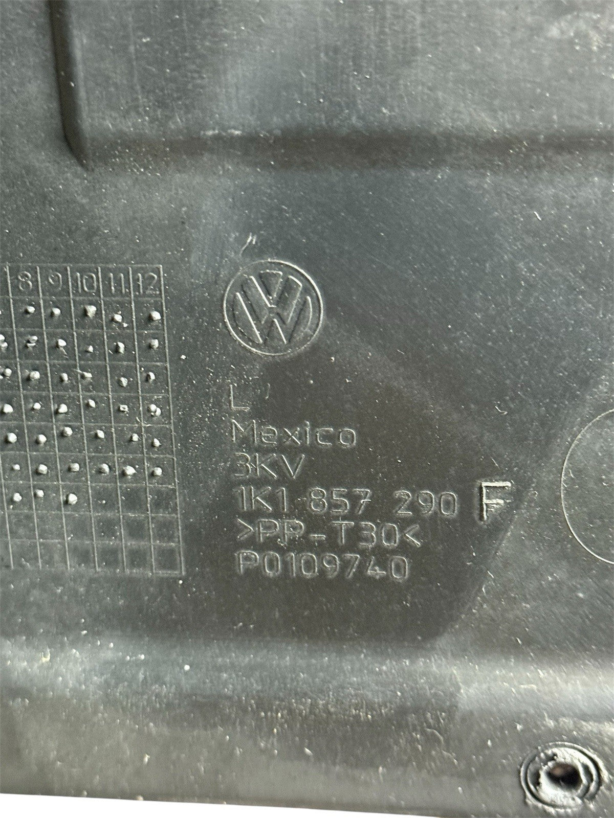 10-14 Volkswagen Jetta Glove Box OEM 1K1 857 290