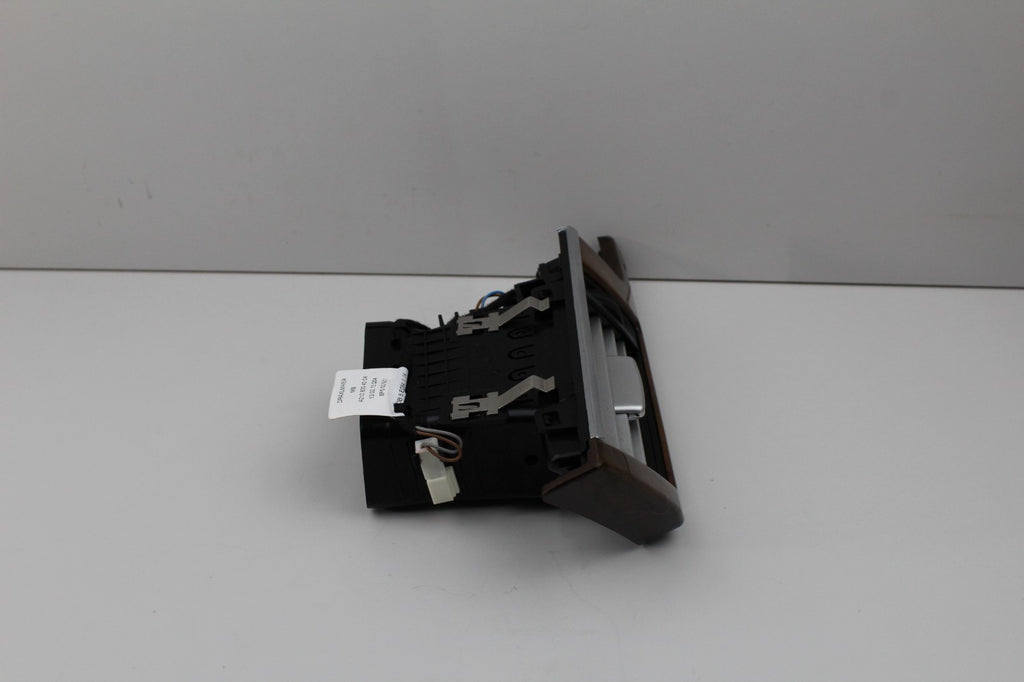 2010-13 MERCEDES E350 FRONT LEFT SIDE AC AIR VENT OEM A2126800093