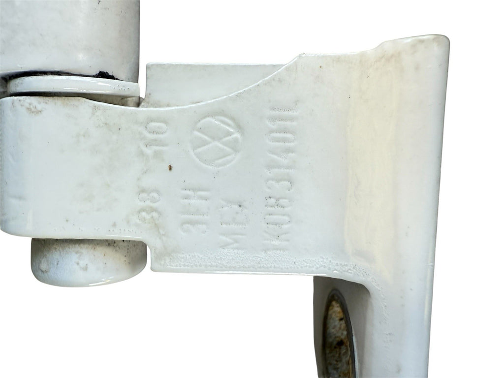 10-14 Volkswagen Jetta Driver Side Door Hinge￼OEM￼1K0 831 401L