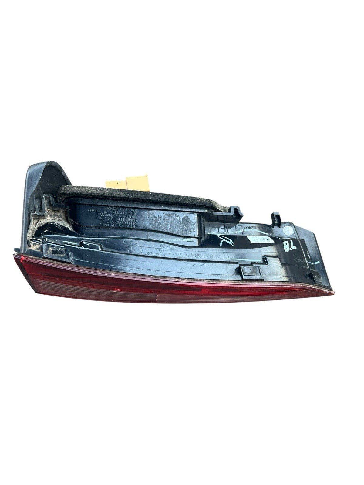 2019 - 2024 VOLKSWAGEN JETTA LEFT SIDE INNER TAILLIGHT LAMP 17A-945-093-B OEM