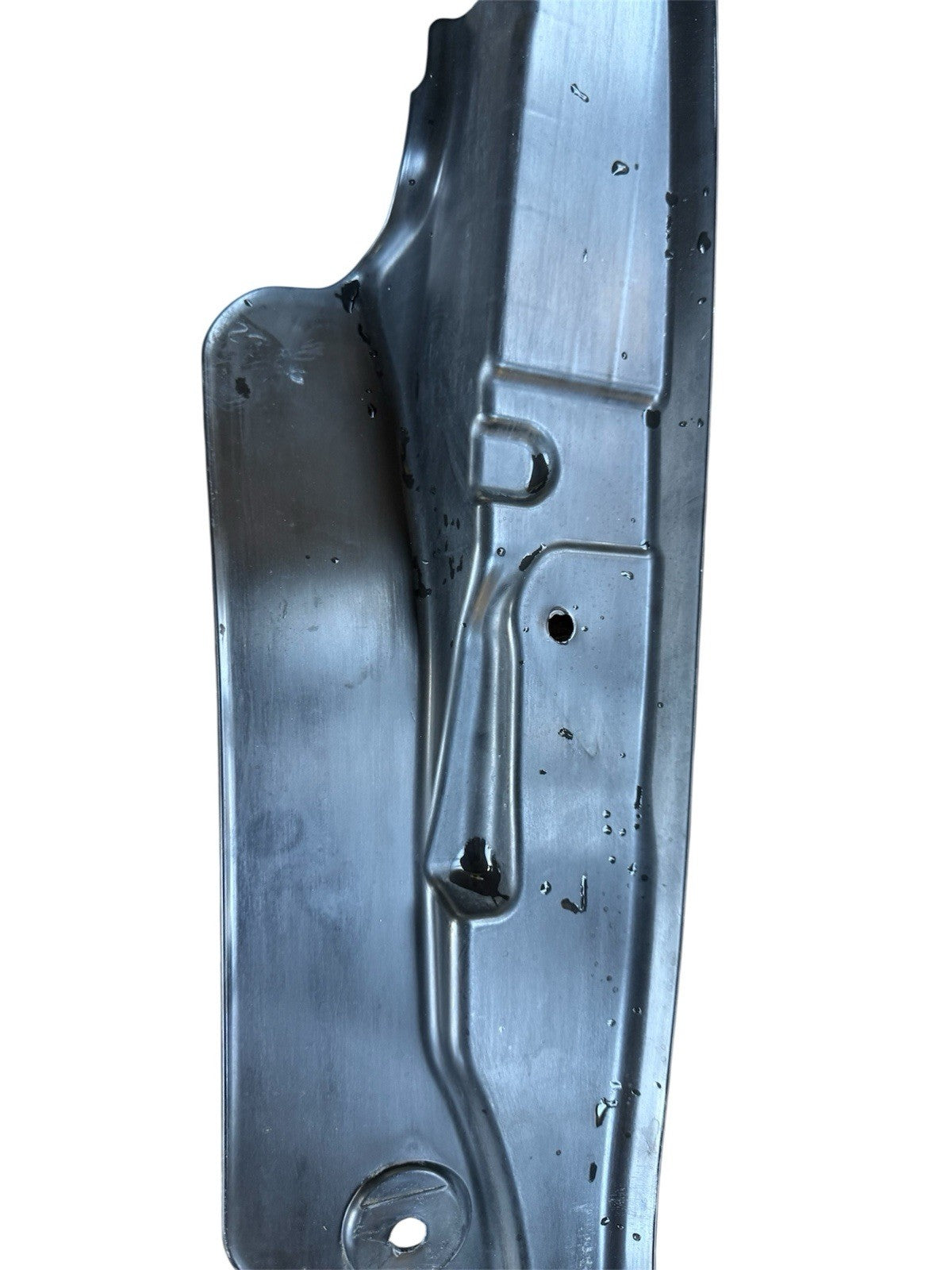 2010-2014  Genuine Volkswagen Jetta Right Fender End Plate OEM 1K5-821-112-A