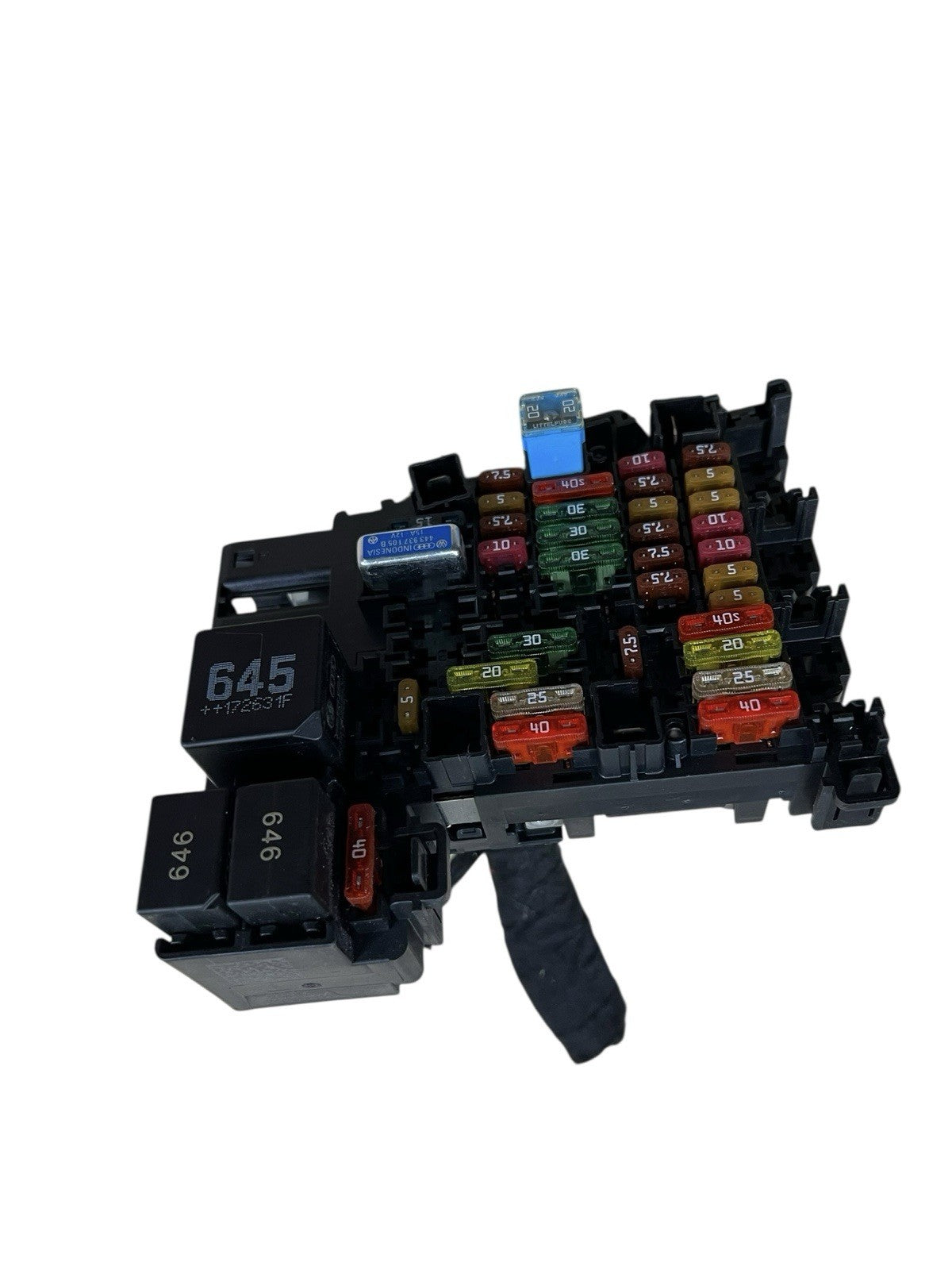 2015-18  Audi A3 S3 Fuse Box OEM 5Q0 937 615 C