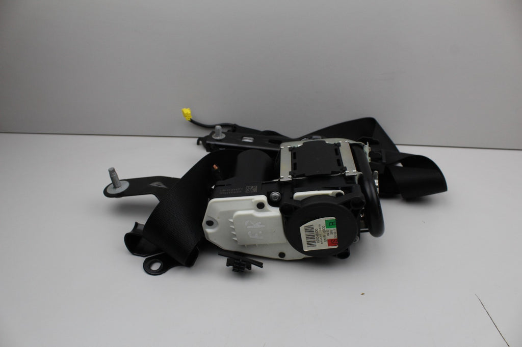 10-16 OEM Mercedes E350 E550 Front Right Passenger Side Seat Belt Retractor OEM
