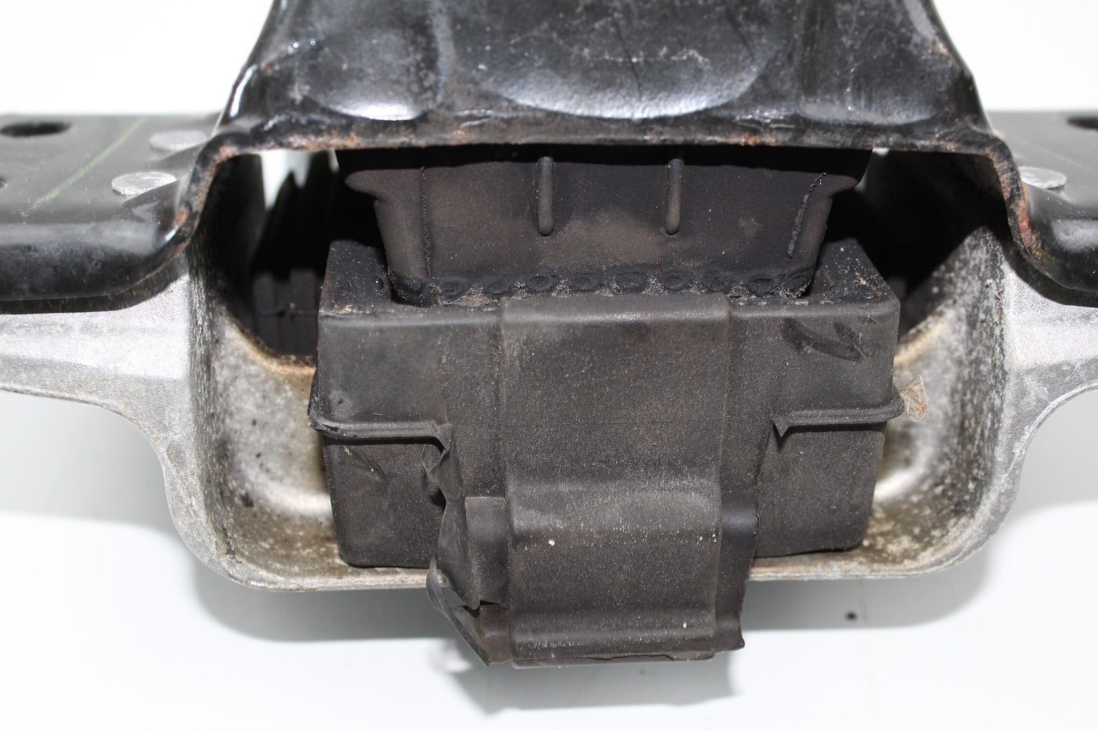 2005-15 VW Volkswagen OEM Engine Mount Bracket 1K0199555 OEM 