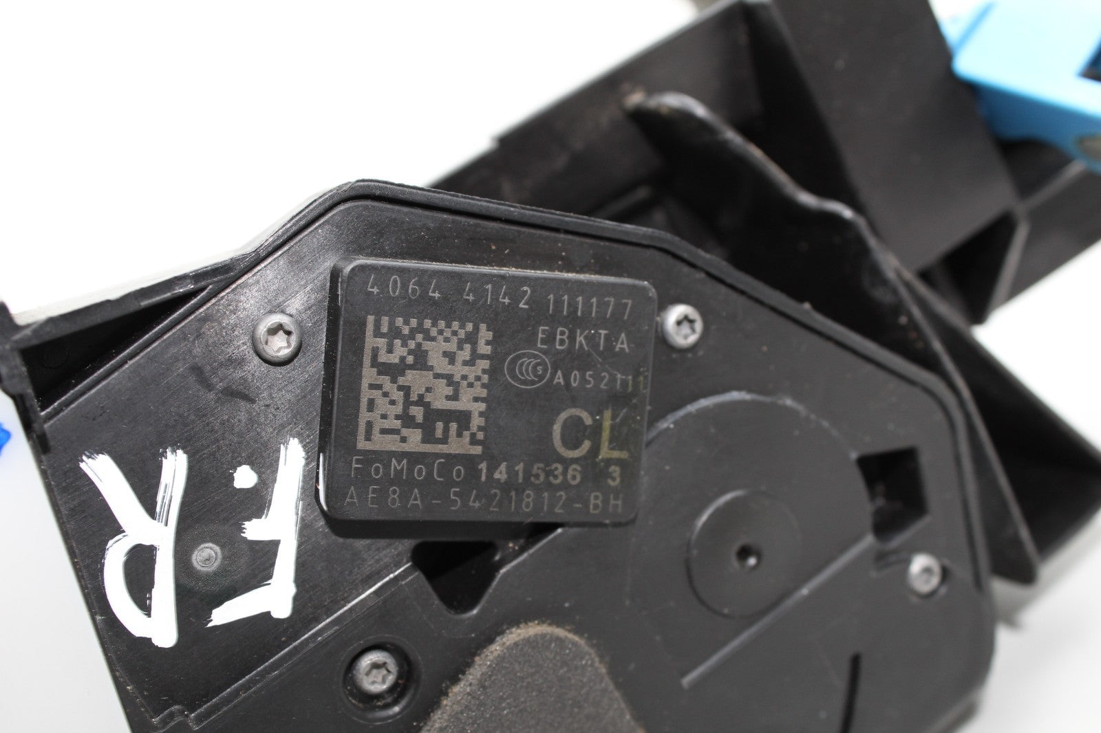 2013-16 LINCOLN MKZ FRONT RIGHT PASSENGER LOCK LATCH ACTUATOR OEM AE8AA5421812