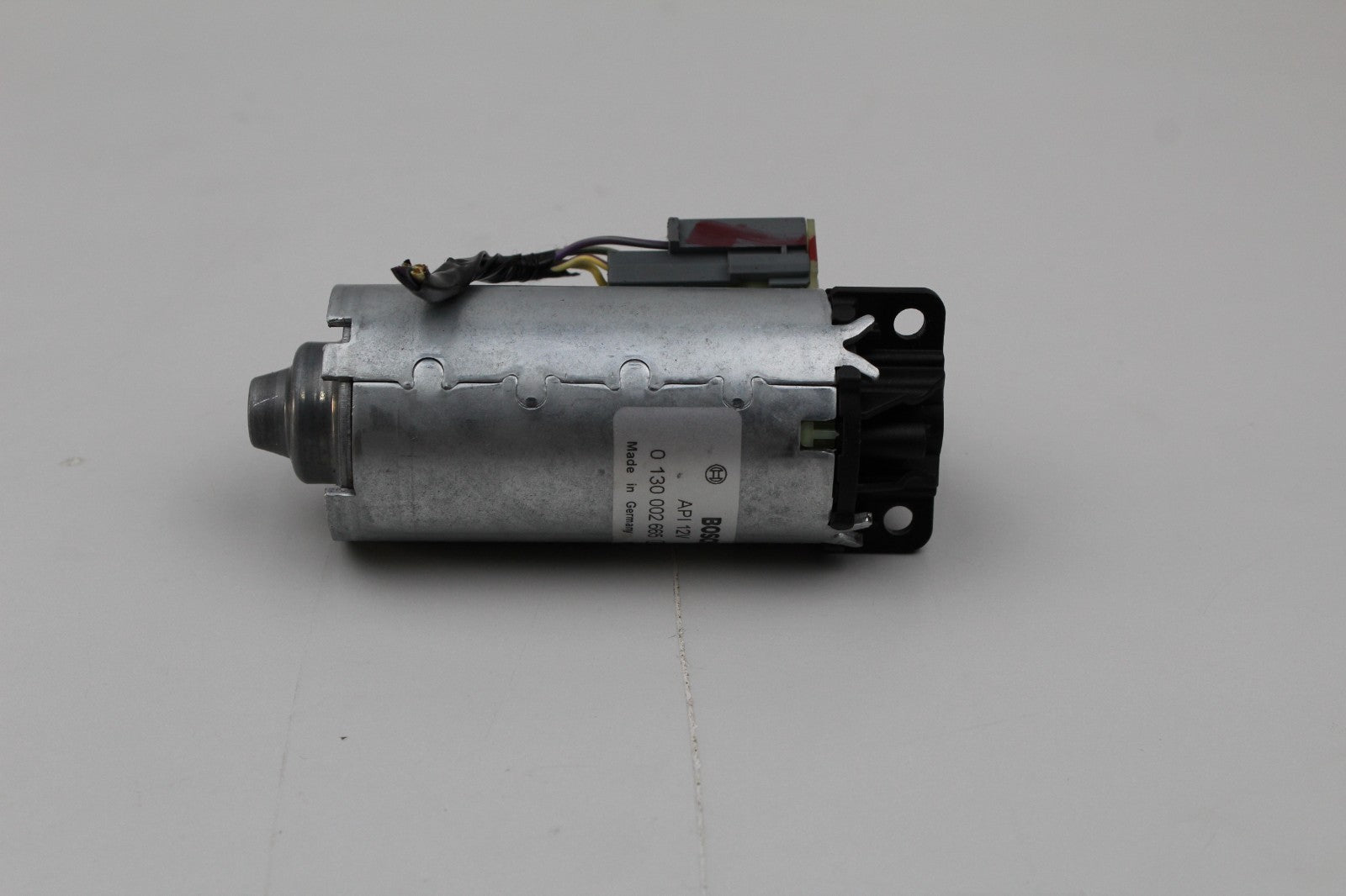 2017-20 LINCOLN MKZ STEERING COLUMN TILT ADJUSTMENT CONTROL MOTOR OEM 0130002665