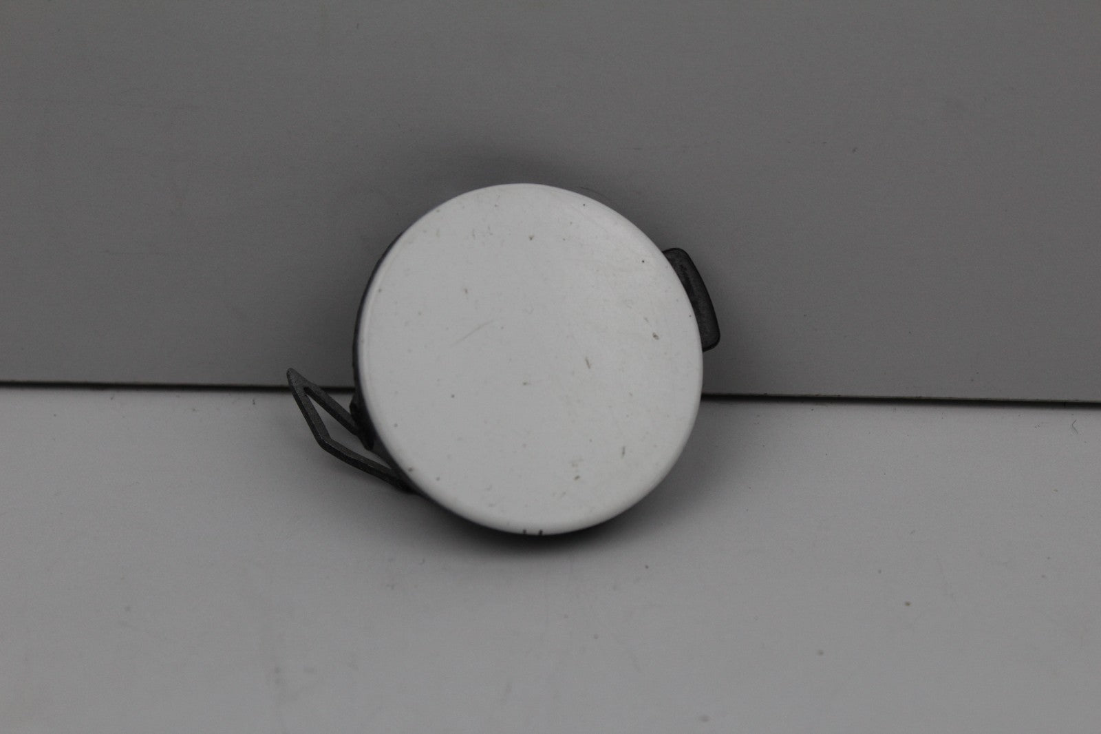 2009-2014 VOLKSWAGEN JETTA FRONT TOW EYE CAP OEM 1K9807241