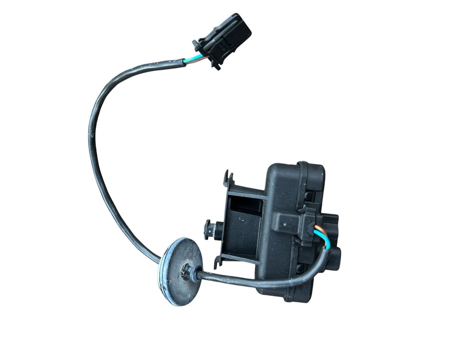 2010-2014 Volkswagen Jetta, TDI Fuel Door Release OEM￼5N0.810.773.D