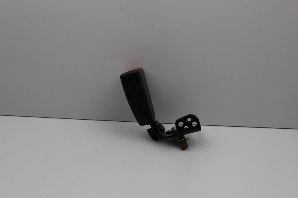 2012-18 MERCEDES E350 REAR LEFT SIDE SEAT BELT BUCKLE OEM A2128602169