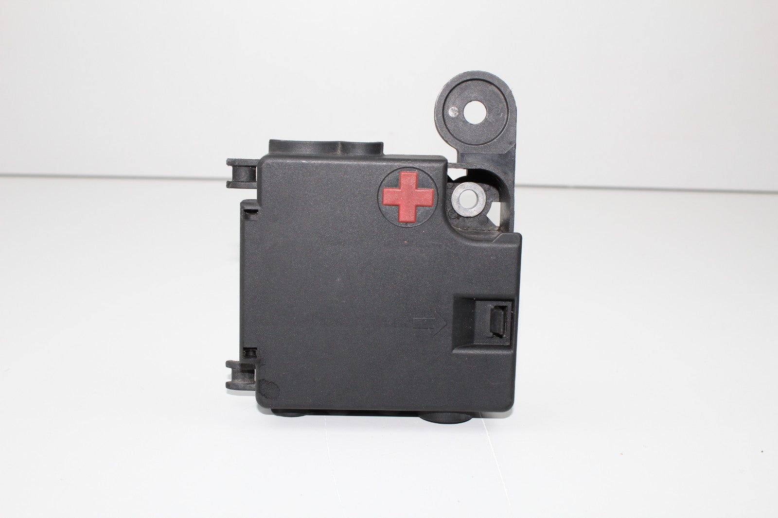 2009-12 AUDI A4 BATTERY JUNCTION BOX OEM 8K0937517A