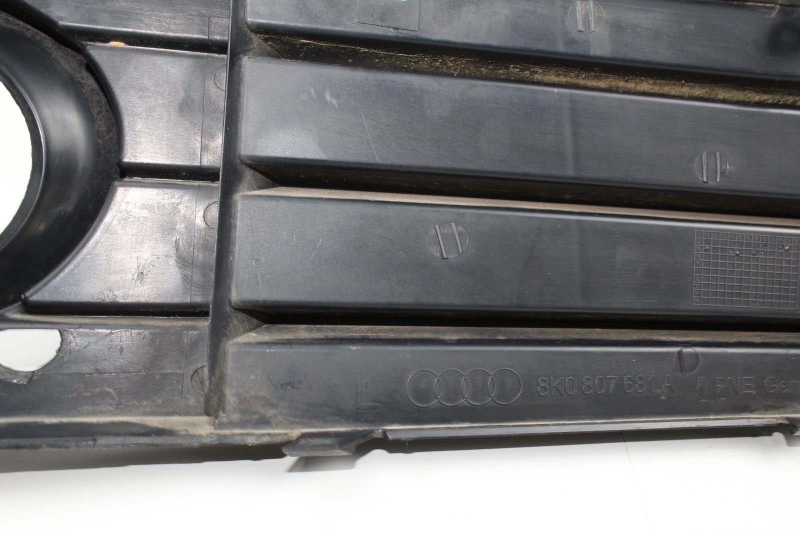 2012-16 AUDI A4 FRONT LEFT SIDE LOWER BUMPER FOG LIGHT GRILLE OEM 8K0807681A