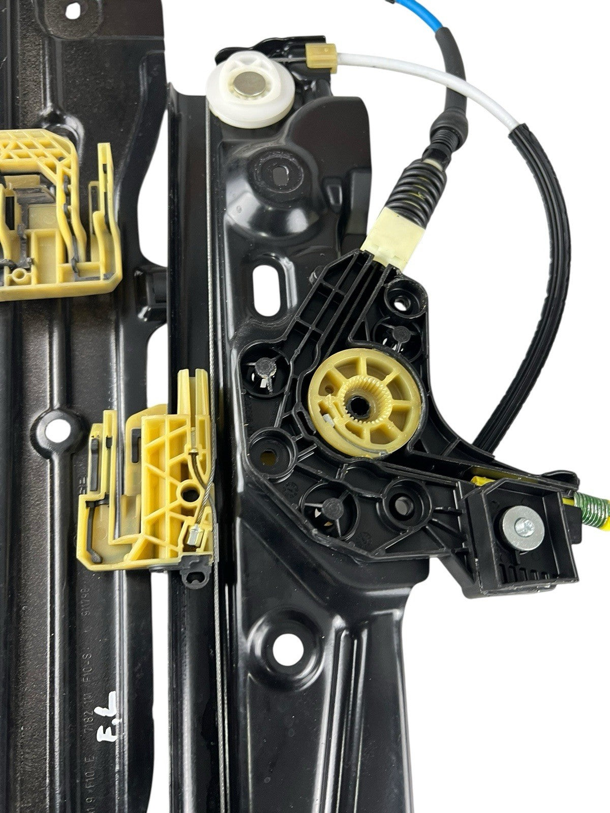 2011-2016 BMW 535I Front Left Door Window Regulator Mechanism 71821319 OEM