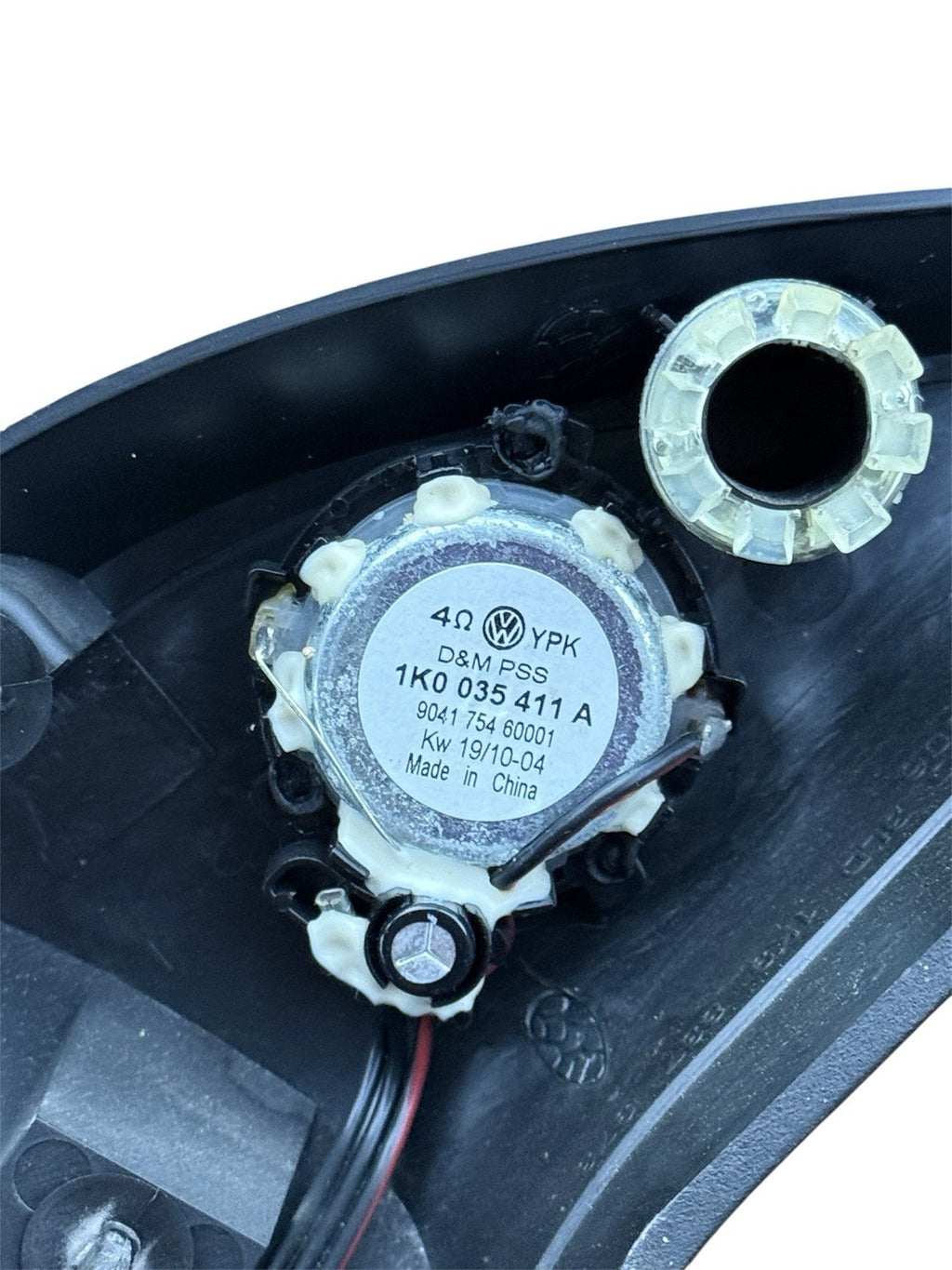 2010-2014 VW Jetta Front Left Side Speaker  OEM 1K9837873