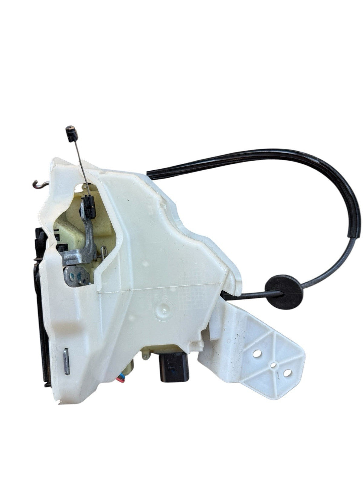 2010-2014 Volkswagen Door Lock Assembly Rear Passenger Right OEM￼3B4 839 016 AP