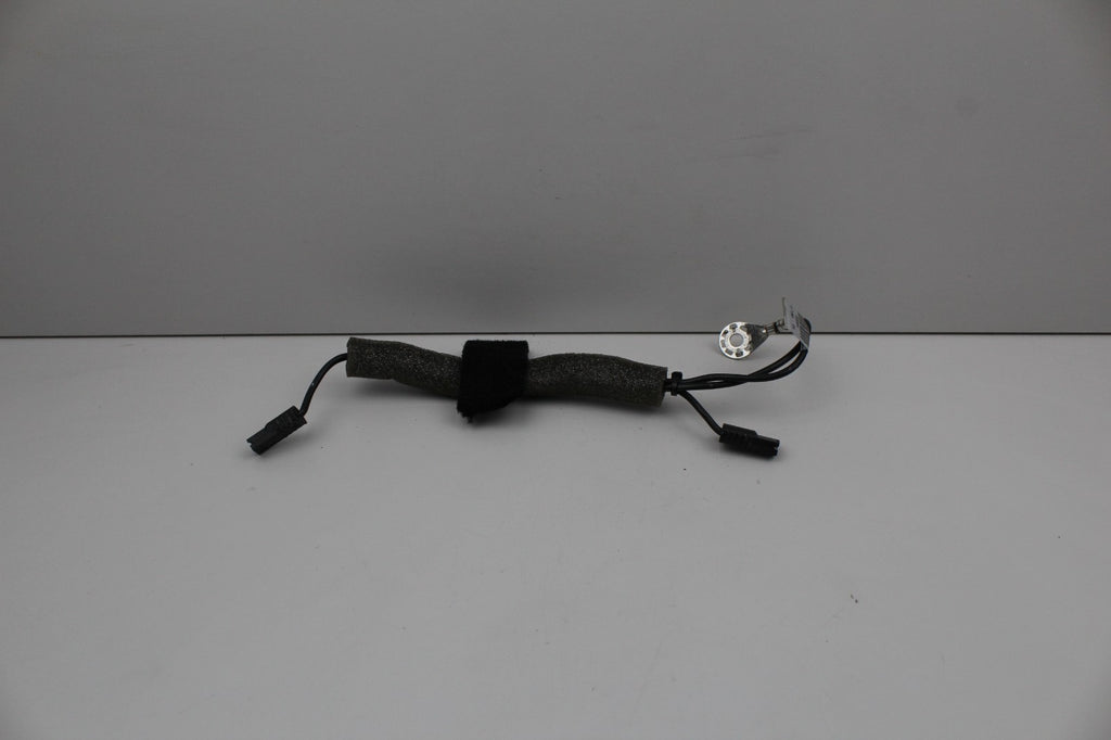 2010-16 MERCEDES E350 REAR LEFT SIDE RADIO ANTENNA NOISE FILTER OEM A2128208289