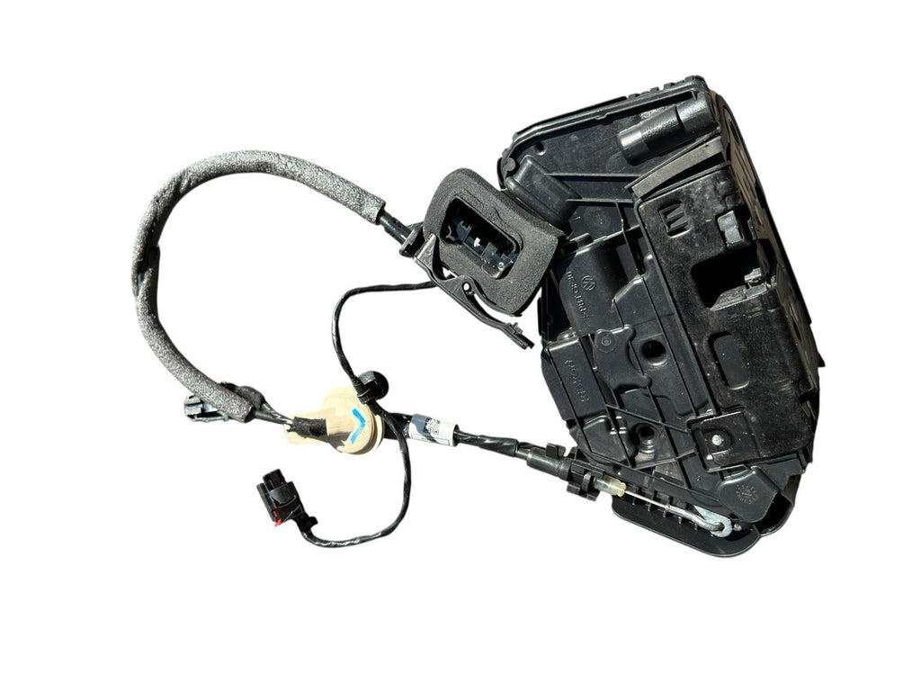 2019-2023 VW JETTA, FRONT RIGHT SIDE DOOR LATCH LOCK ACTUATOR OEM 17A 837 016