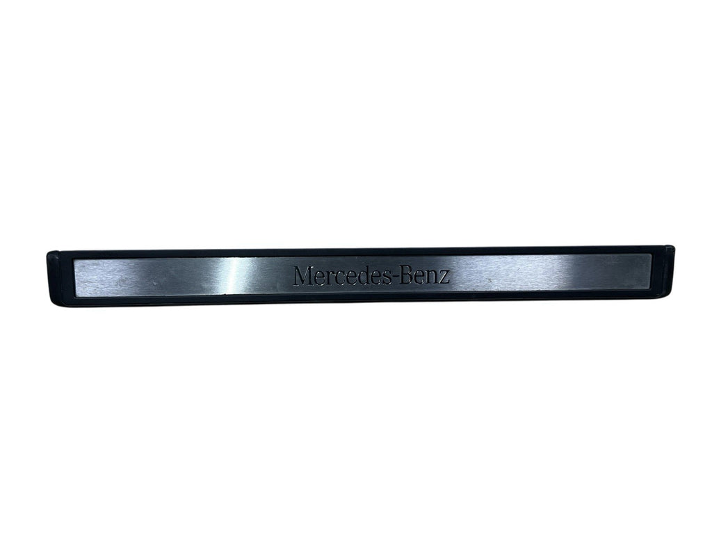 2006 MERCEDES-BENZ E 350 4MATIC Right Front Scuff Guard Trim A2116801435 OEM