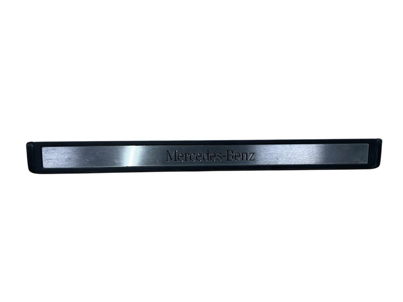 2006 MERCEDES-BENZ E 350 4MATIC Right Front Scuff Guard Trim A2116801435 OEM