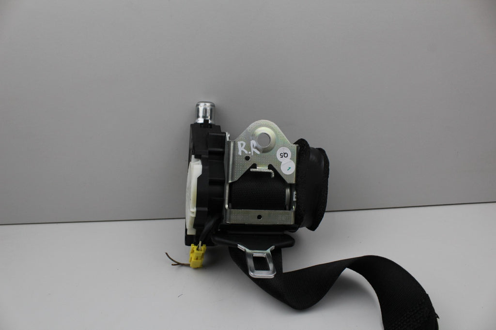 10-16 Mercedes-Benz W212 E350 Rear Right Passenger Side Seatbelt Retractor OEM