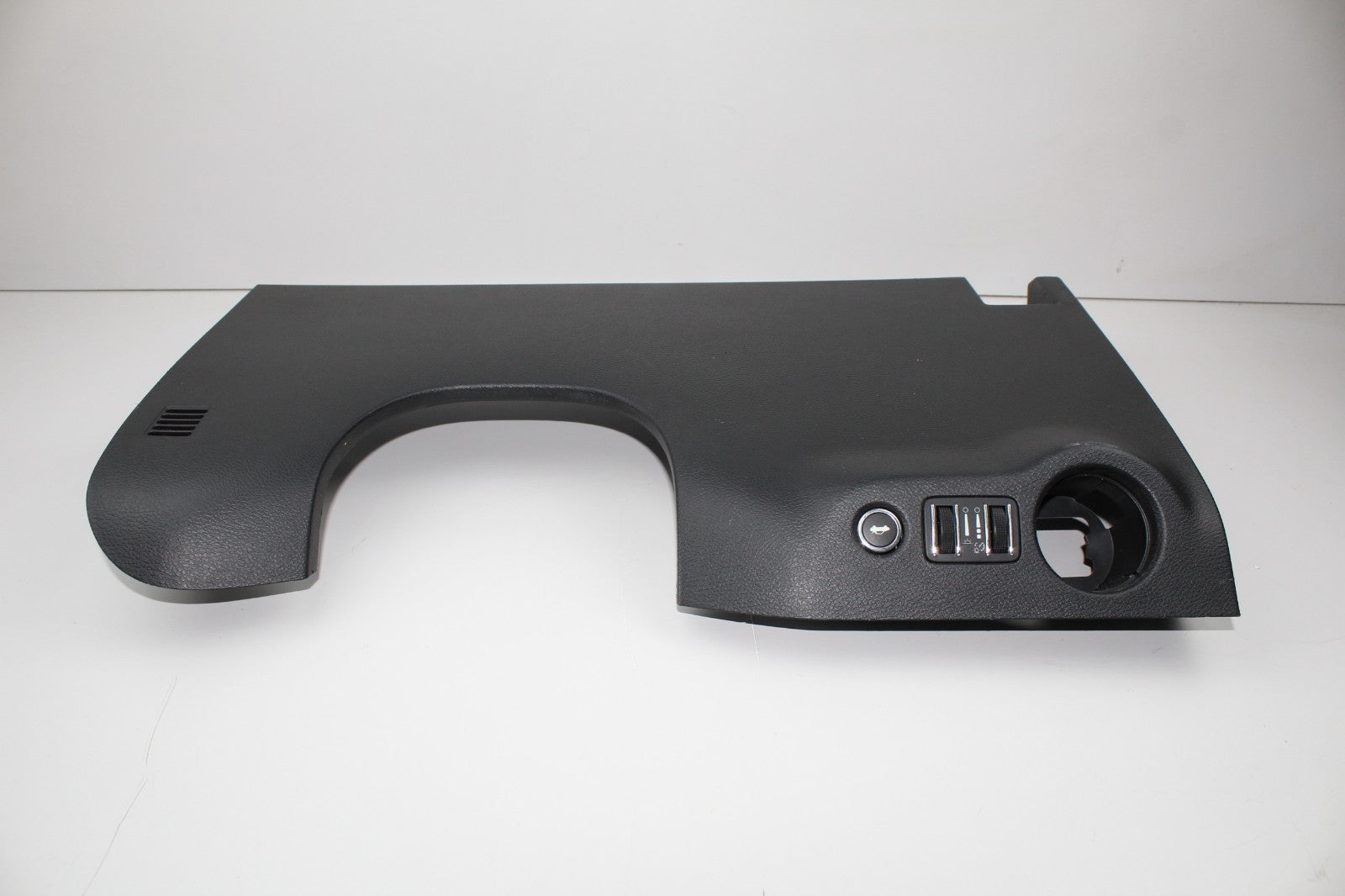 2015-18 DODGE CHALLANGER DASH LOWER STEERING COLUM TRIM PANEL OEM S5LA16DX9AC